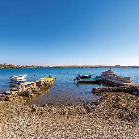 Appartamento Stunning In Povljana
