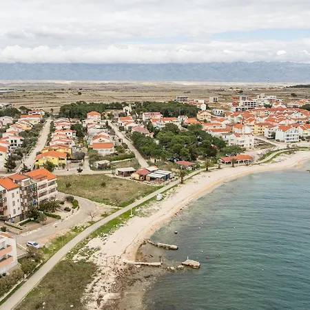 Appartamento Stunning In Povljana