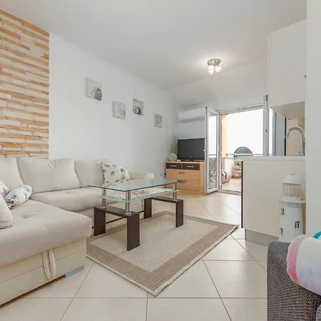 Pet Friendly In With Wifi Povljana